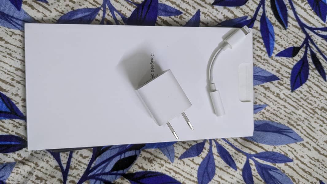 Apple iPhone XS Max 0