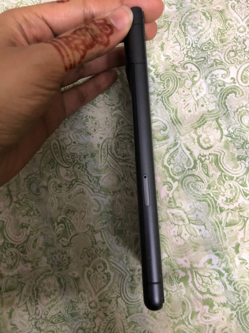 Google Pixel 7 4