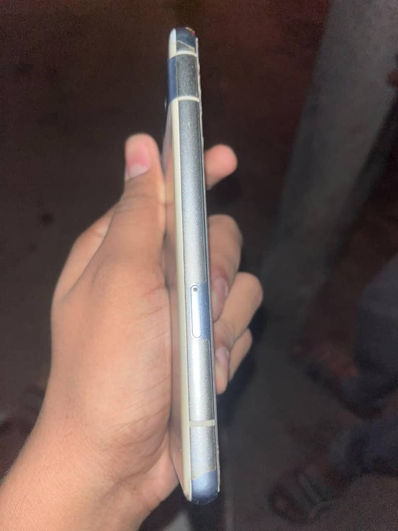Google Pixel 7a 3