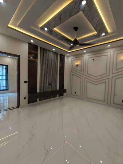 5 Marla Upper Portion Available For Rent