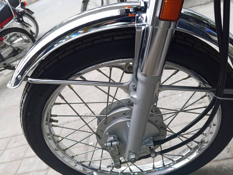 Honda 125 9