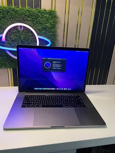 apple macbook pro 2016 core i7 16 gb ram 512 gb ssd