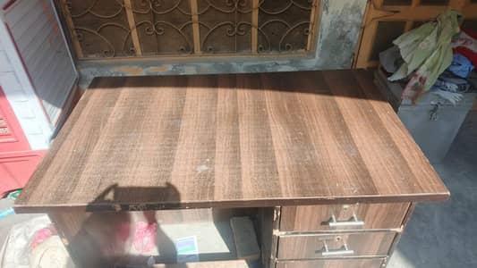 Study/Computer Table for sale in reasonable price