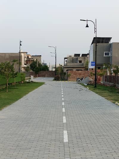 5 MARLA CLEAR PLOT FOR SALE IN EDEN BOULEVARD HOUSING SOCIETY