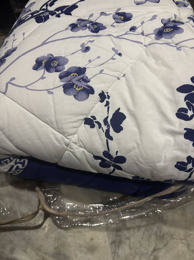 Double comforter 1