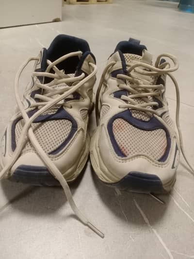 Deerway sports shoes urgent sale running jogging shoes good condition