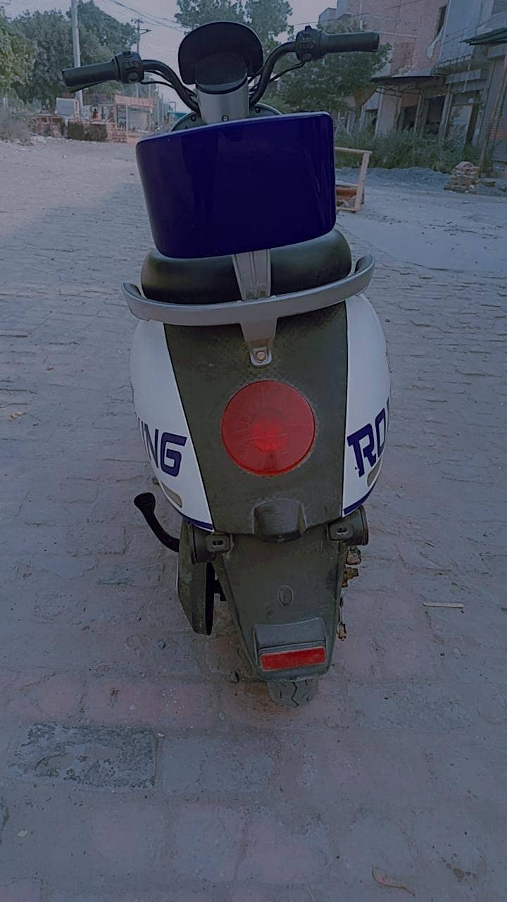 Road king charry 1