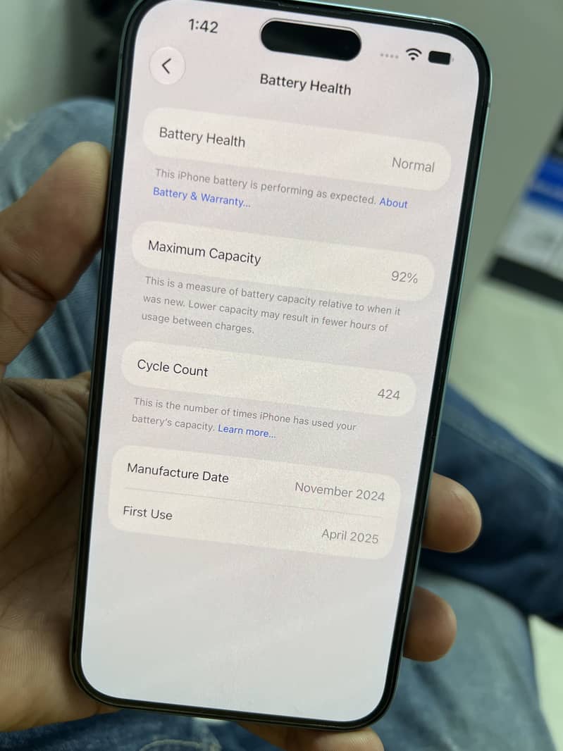 Apple iPhone 16 Plus 1