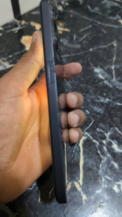Realme C35