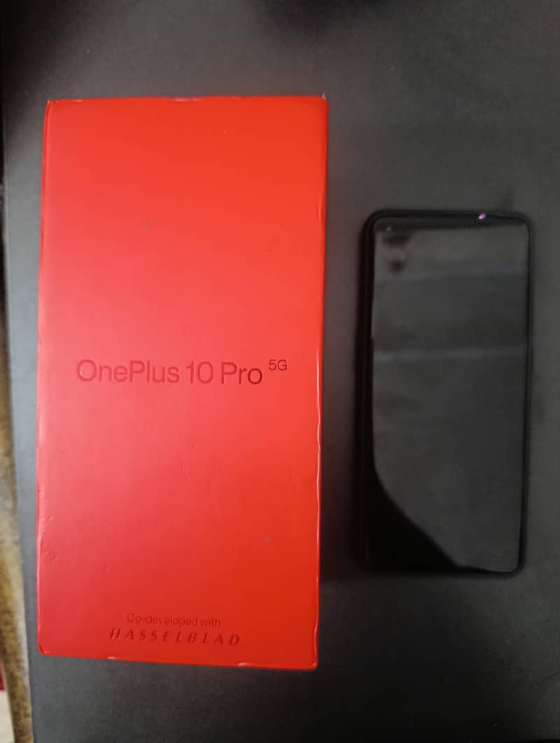 One Plus 10 Pro 4