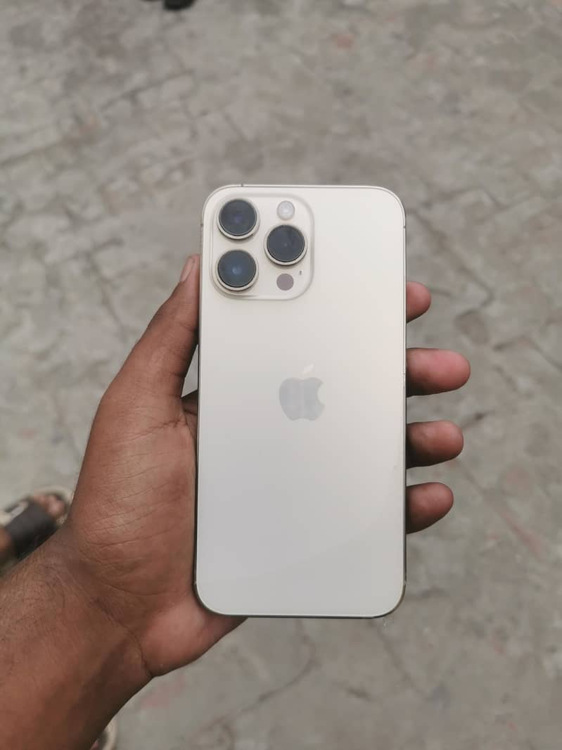 Apple iPhone 14 Pro Max 0