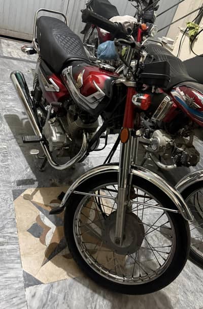 Honda CG 125 2010 model