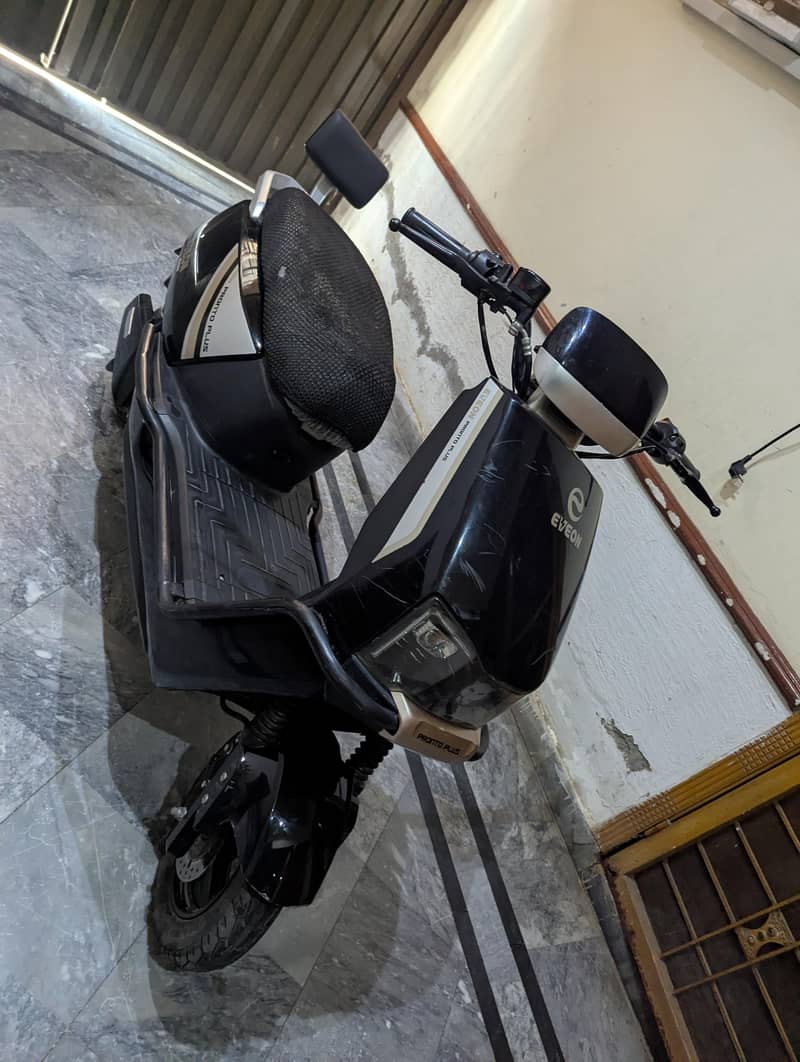 Scooty 1