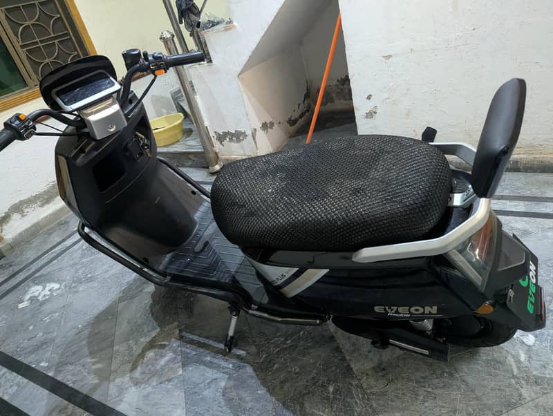 Scooty 2