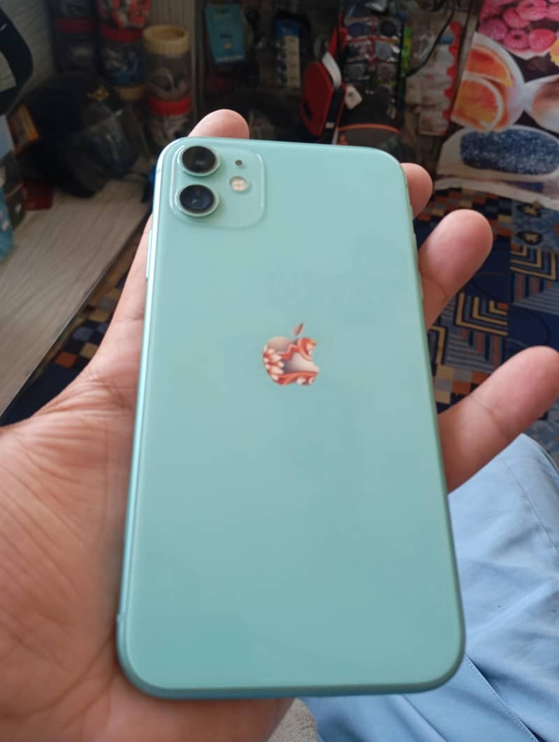 Apple iPhone 11 3