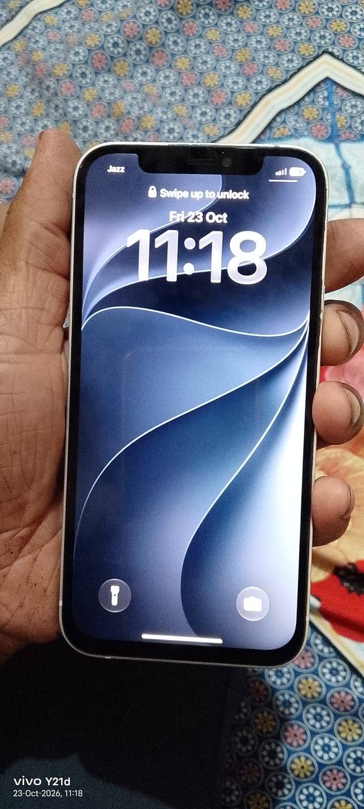 Apple iPhone 12 3
