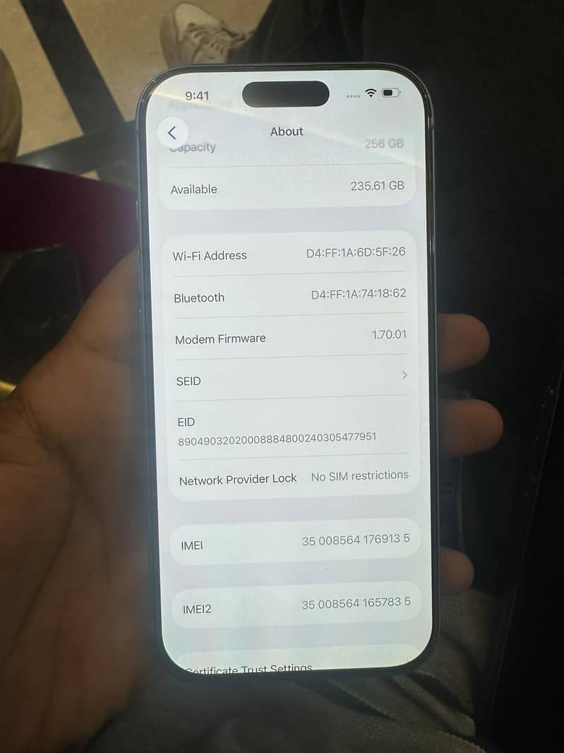 Apple iPhone 17 3