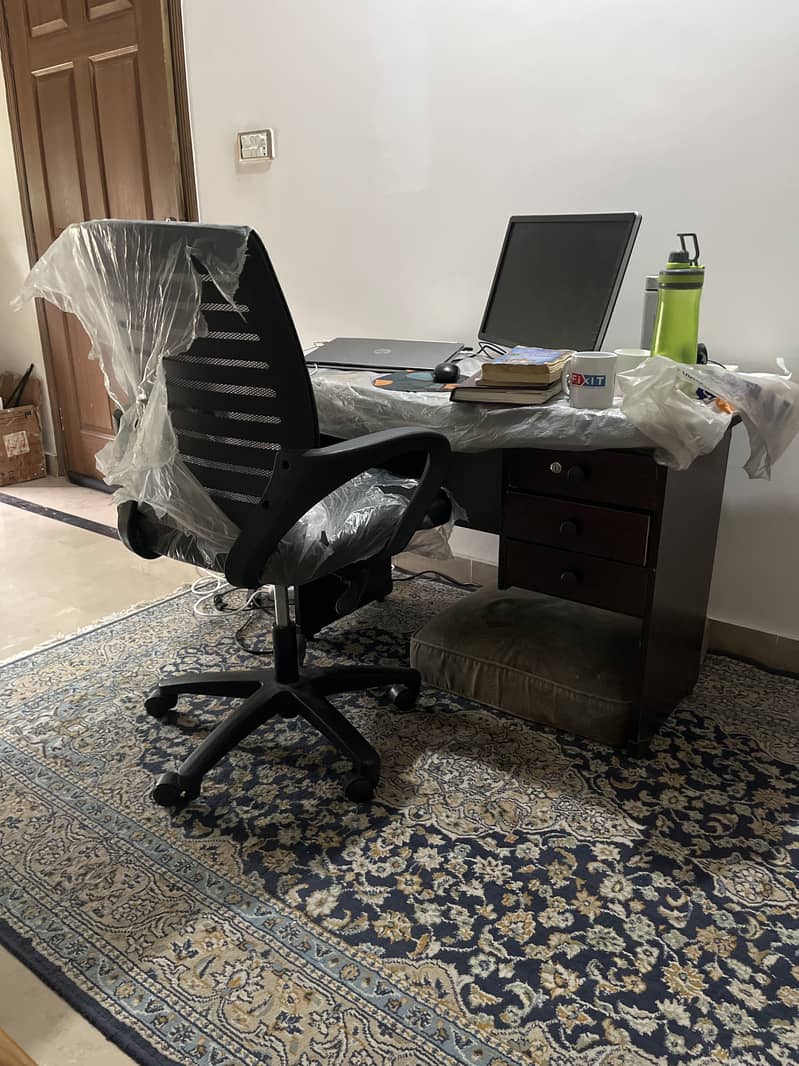Study/office table with chair 0