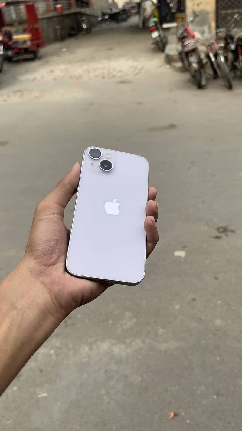 Apple iPhone 14 0