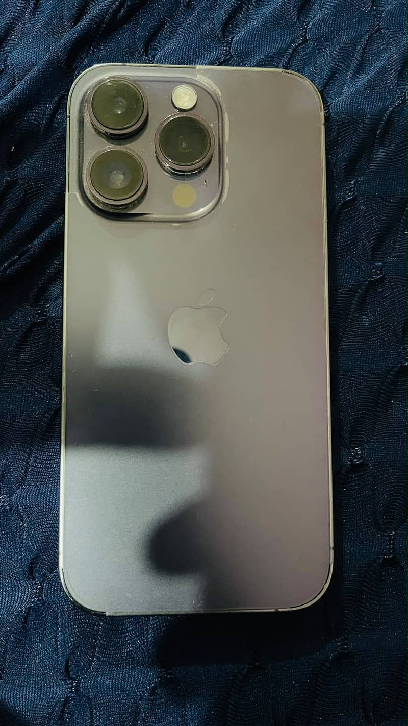 Apple iPhone 14 Pro 1