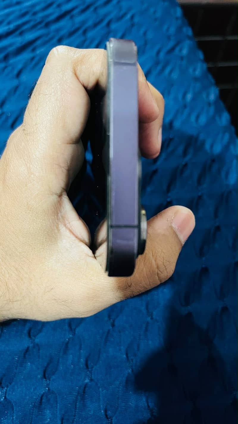 Apple iPhone 14 Pro 2