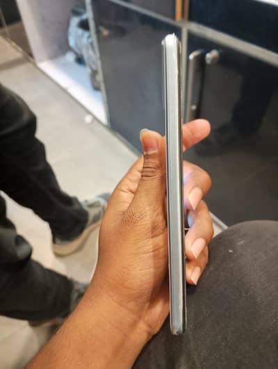 Vivo Y21