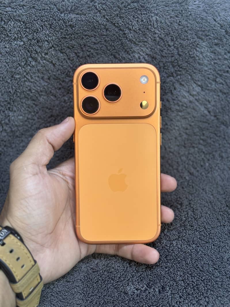 Apple iPhone 17 Pro 0