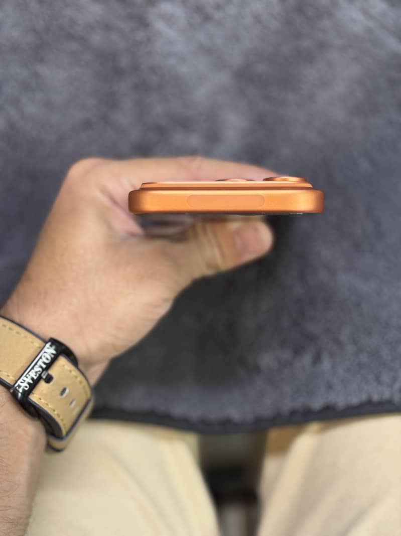 Apple iPhone 17 Pro 4
