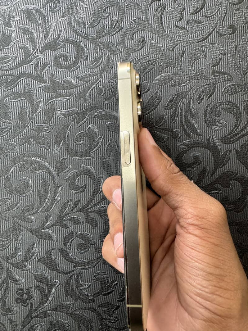 Apple iPhone 14 Pro 3
