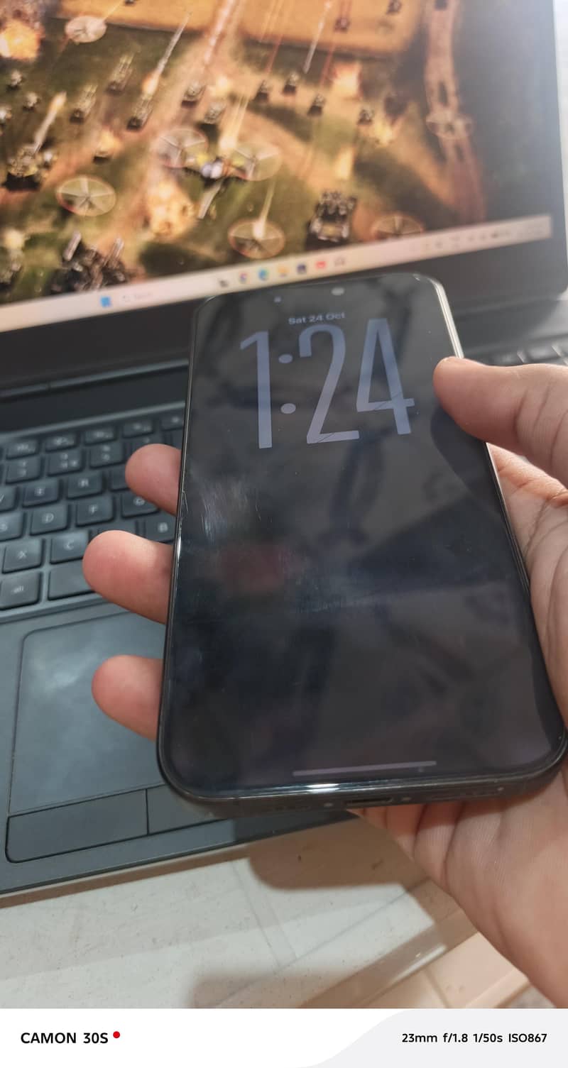 Apple iPhone 15 Pro Max 1