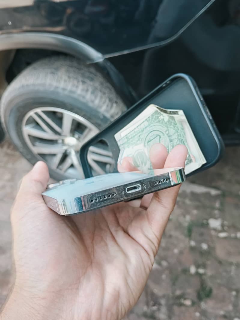 Apple iPhone XR 3