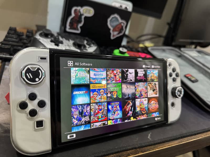 Nintendo Switch OLED (Jailbroken) + 256GB SD Card Bundle 1