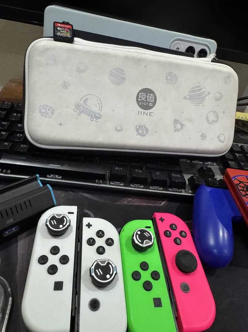 Nintendo Switch OLED (Jailbroken) + 256GB SD Card Bundle 10