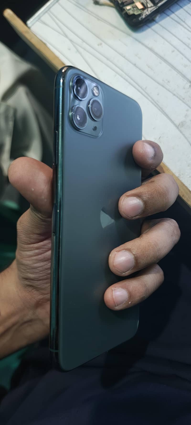 Apple iPhone 11 Pro Max 3