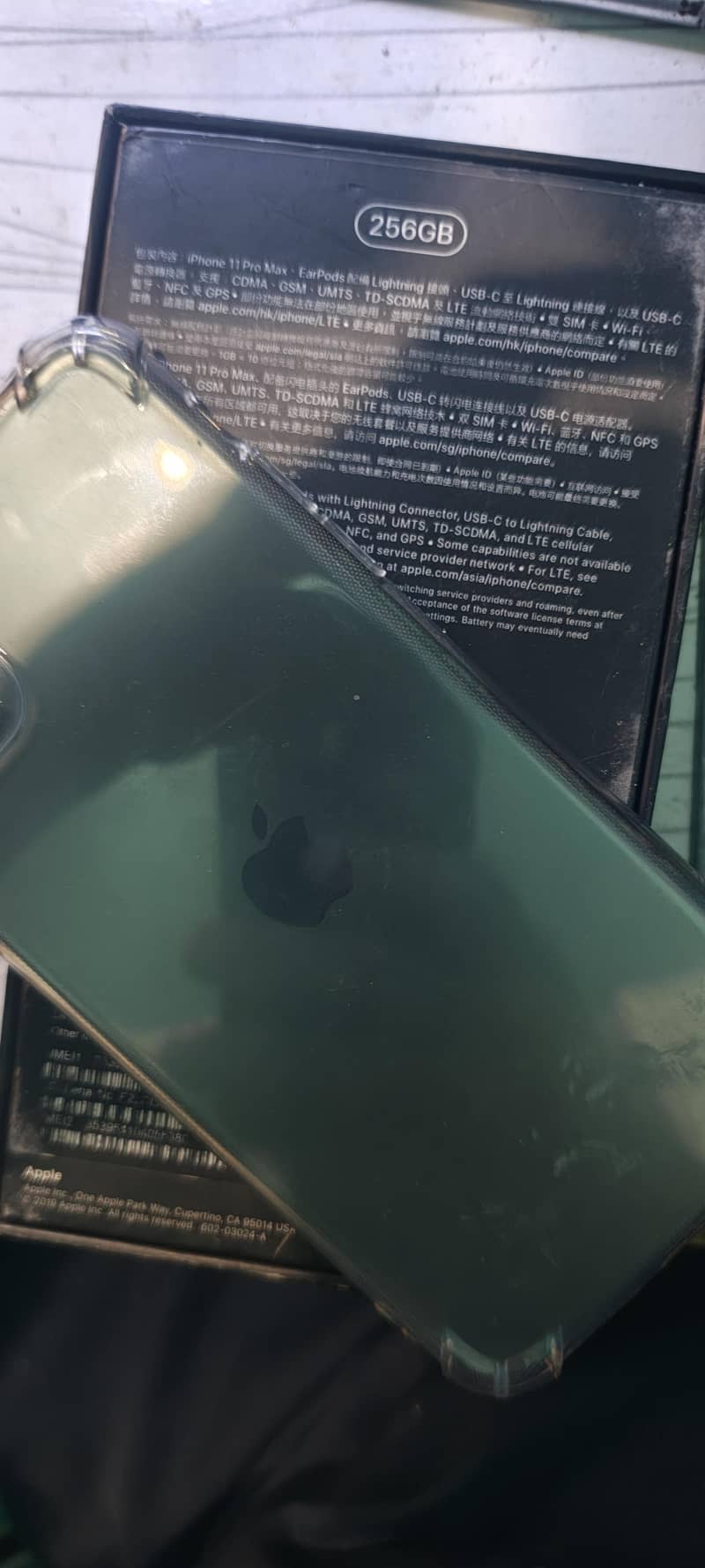 Apple iPhone 11 Pro Max 6