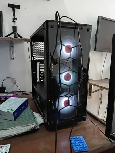 Custom RGB Gaming PC | Redragon Power Supply | 8GB RAM