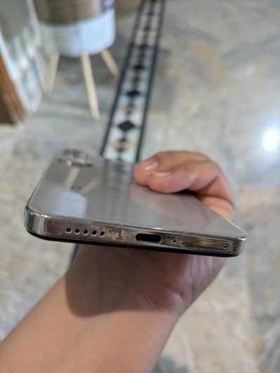 Vivo Y200 for sell