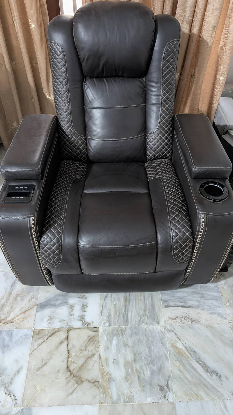 Recliner 0