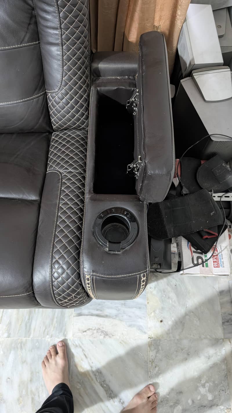 Recliner 3