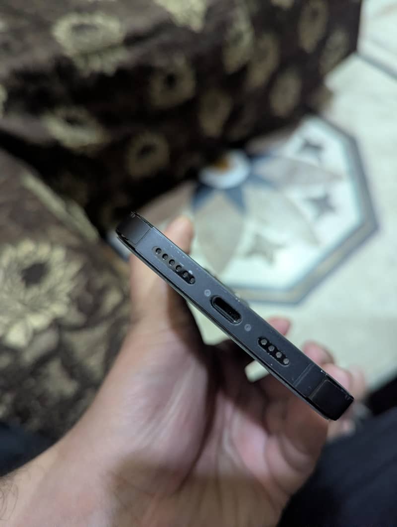 Apple iPhone 14 Pro Max 2