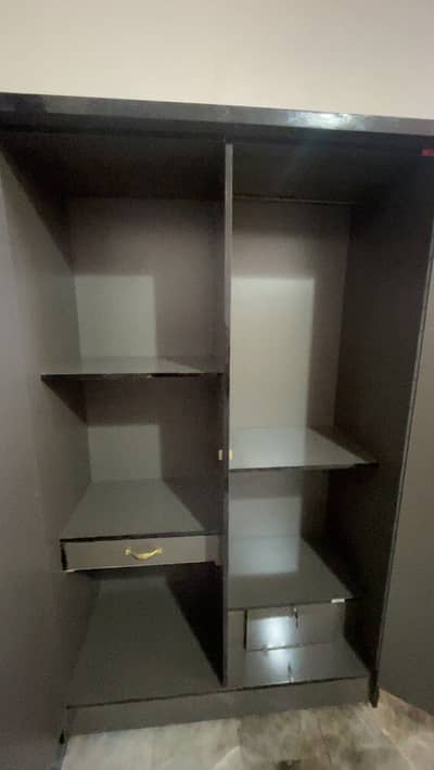 2 Door Almari