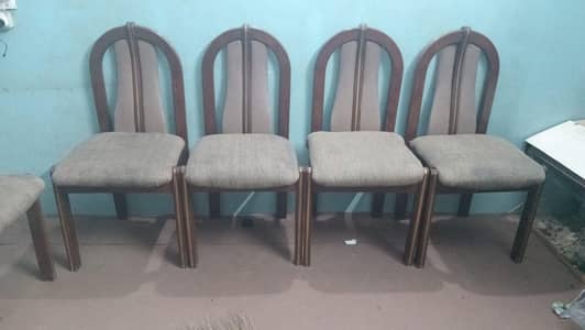 6 Dining Chairs - Wooden Frame