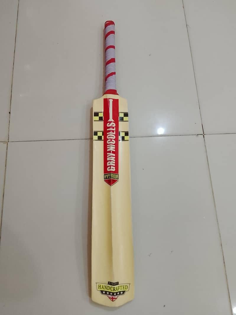 circket bat 1