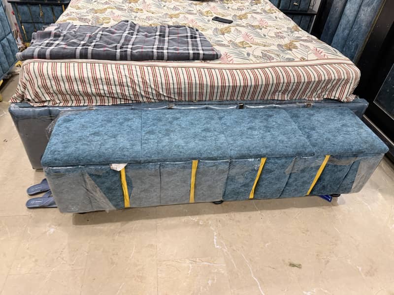 Complete 5-Pc Bedroom Set 2