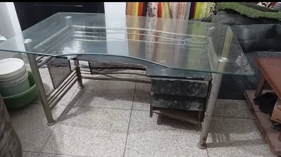 Table 0