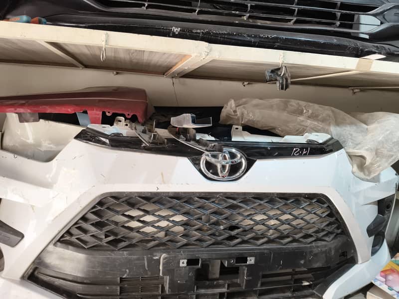Raize Bumper , headlight 2