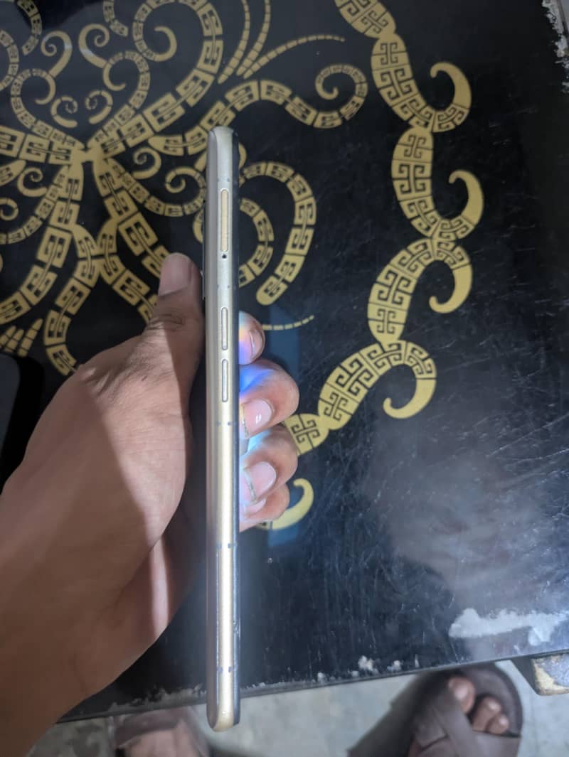 OPPO A54 4