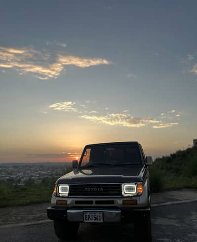 Toyota Land Cruiser Prado 1992