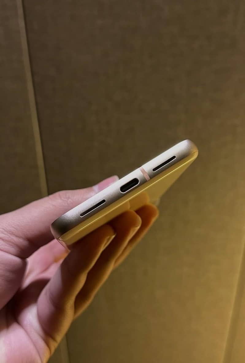Google Pixel 8 3