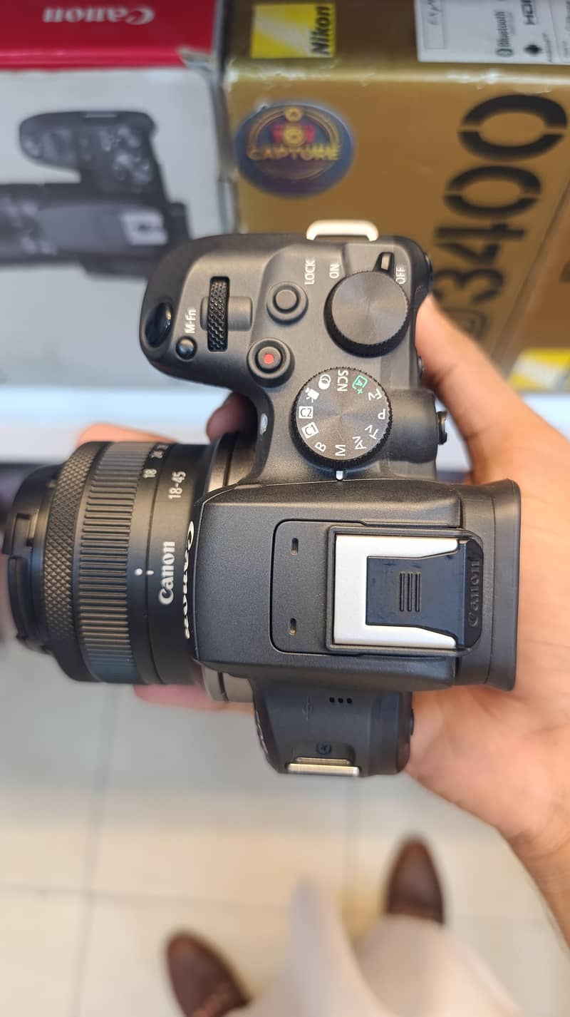 Canon EOS R10 2